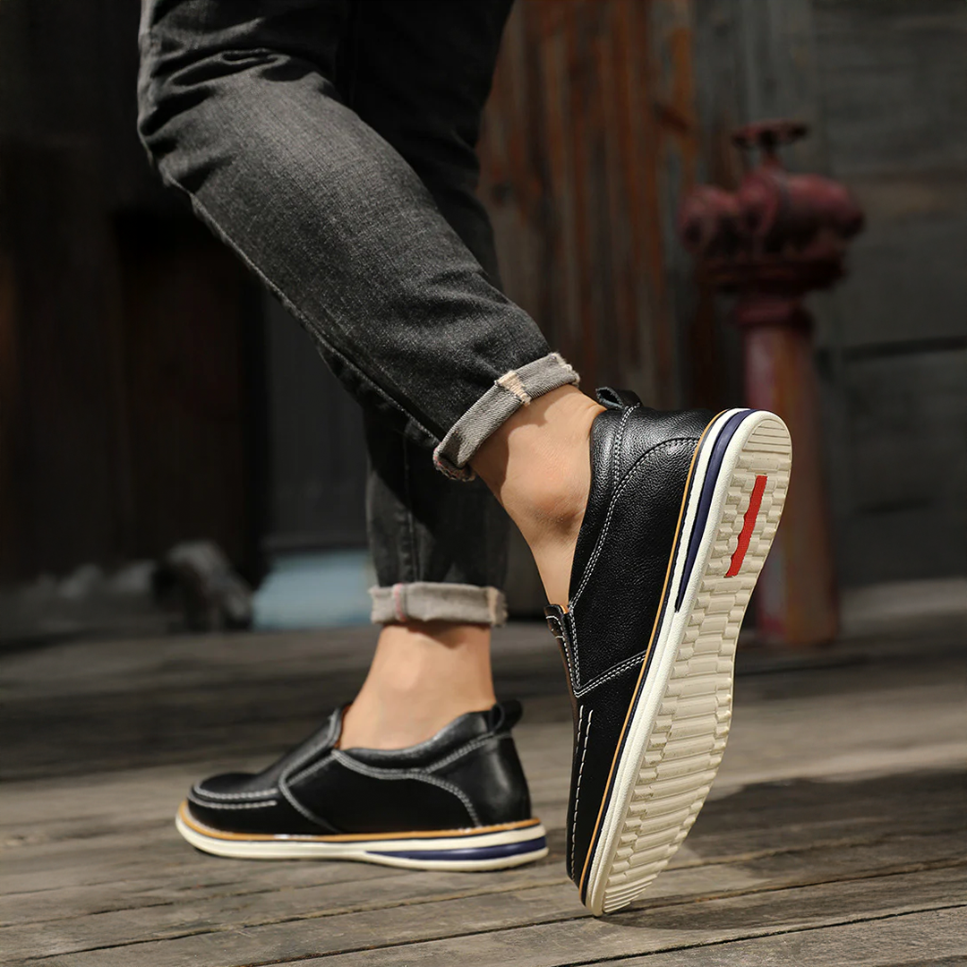 LEATHER SLIP-ON LOAFERS