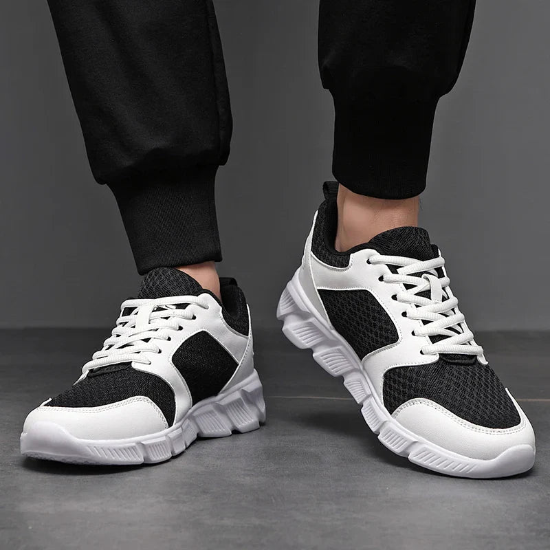 ULTRA LIGHT SNEAKERS