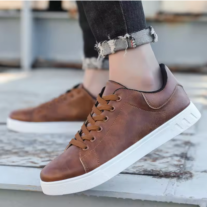 CASUAL LEATHER SHOES