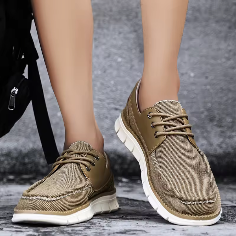CASUAL COMFORTABLE SHOES