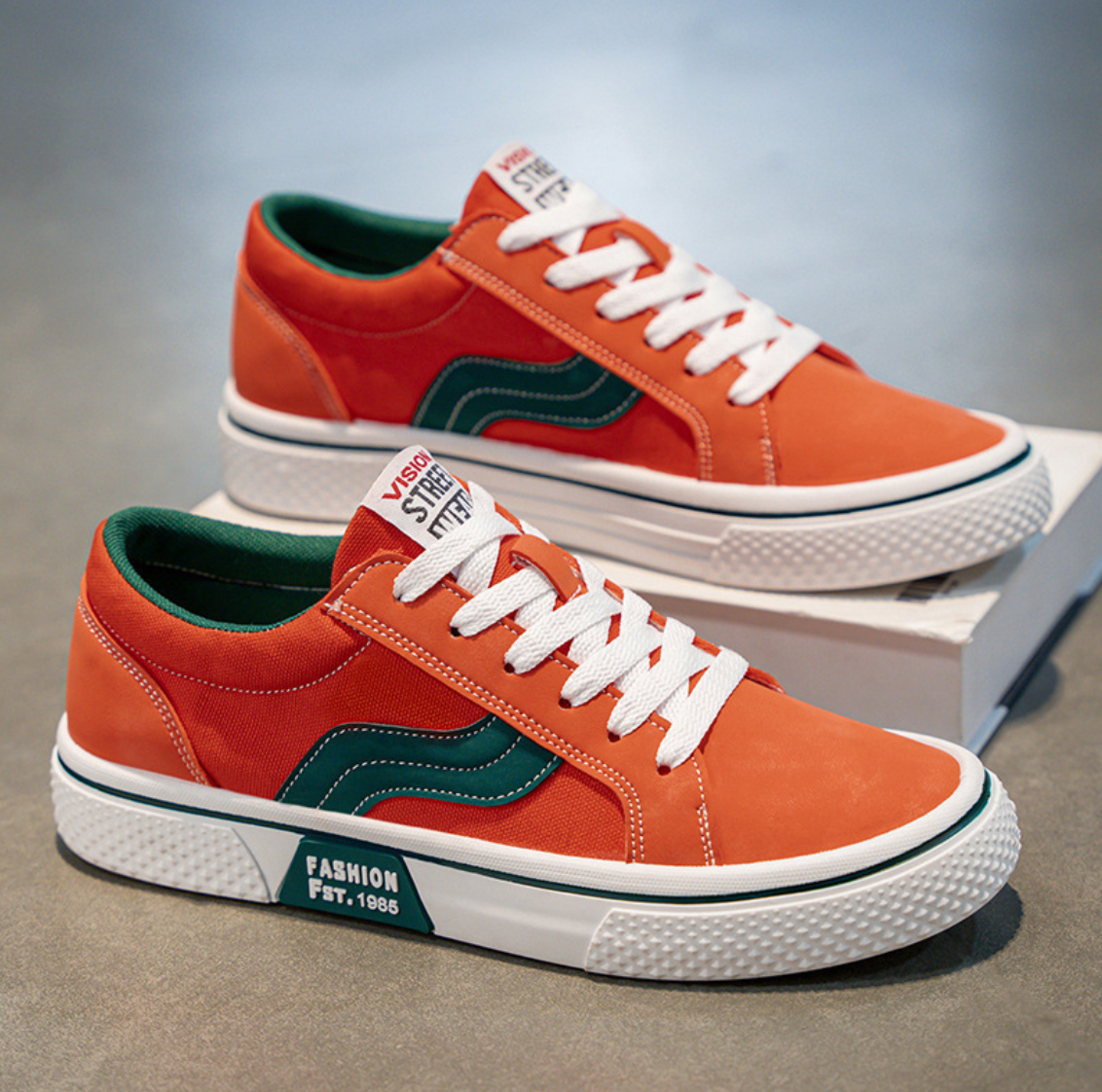 STREETWEAR CASUAL SNEAKERS