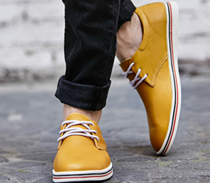 CASUAL FLAT LEATHER SNEAKERS