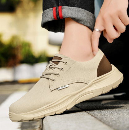 WEAR-RESISTANT WALKING SNEAKERS